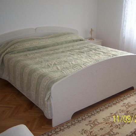Apartments Cerin Fazana Room photo